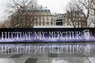 Fluctuat nec mergitur : que signifie la devise de la Ville de Paris ?
