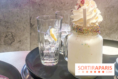 Elan café, le célèbre salon de thé rose aux Galeries Lafayette