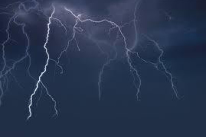 Tempête Fiona : après avoir dévasté la Guadeloupe, où se dirigent les orages ?