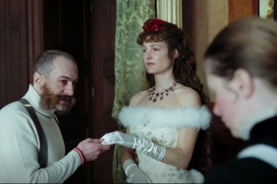 Corsage, le biopic de Sissi l'impératrice avec Vicky Krieps : la bande-annonce