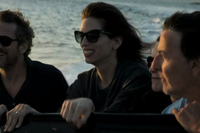 Un Coup de Dés, de et avec Yvan Attal : la bande-annonce avec Guillaume Canet et Maïwenn