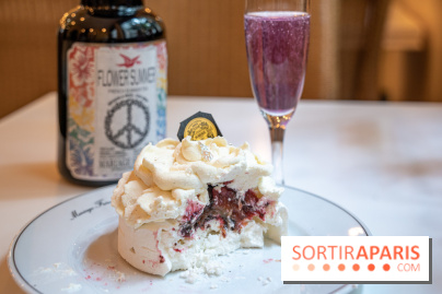 Thé glacé et pavlova Flower Summer chez Mariage Frères