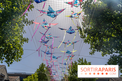Le ciel de cerfs volants à Bercy Village 
