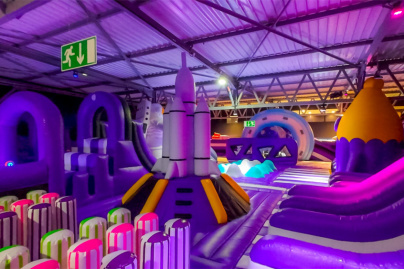Planet Park, le parc de loisirs indoor pour s'amuser dans l'espace en famille, à Emerainville ((77)