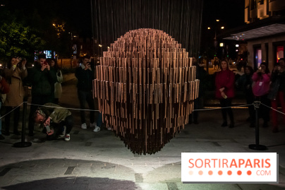 Nuit Blanche 2022 sur la place de la Samaritaine : Bing Bang, une sculpture hypnotisante et sonore