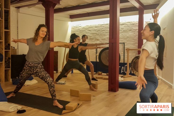 At Aûm, studio de yoga et espace de coworking dans le 20e