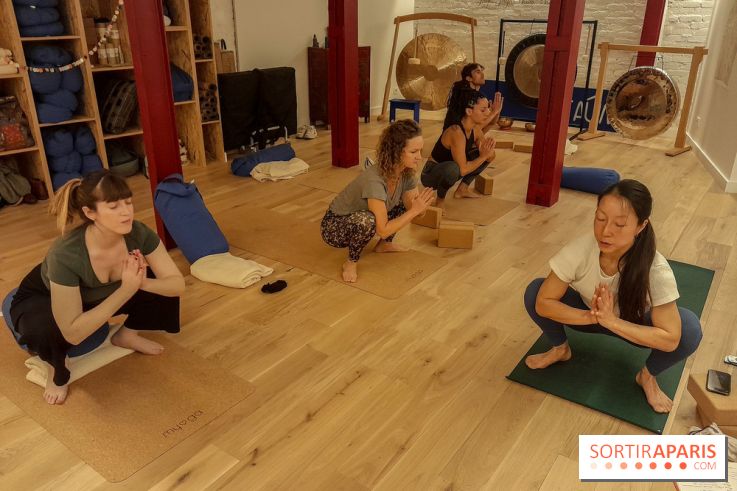 At Aûm, studio de yoga et espace de coworking dans le 20e