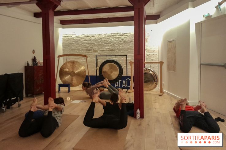 At Aûm, studio de yoga et espace de coworking dans le 20e