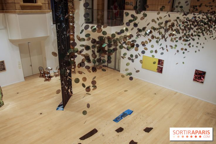 Le synthétique au cœur de l’humain, nos photos de l'expo au Centre culturel canadien