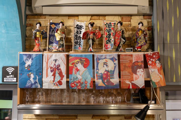 Wrap'n Roll Sushi : le restaurant japonais de rolls généreux et insolites