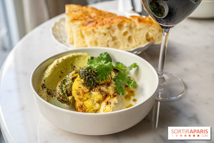 Alluma Restaurant - chou fleur doré - herbes