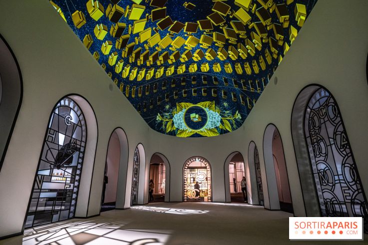 Exposition Le Grand Numéro de Chanel au Grand Palais Éphémère à Paris - vidéo mapping