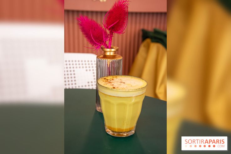 Avocateria Gare de Lyon golden latte