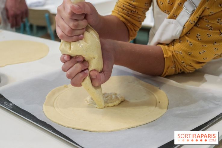 Ateliers galette des rois chez Maison Fika