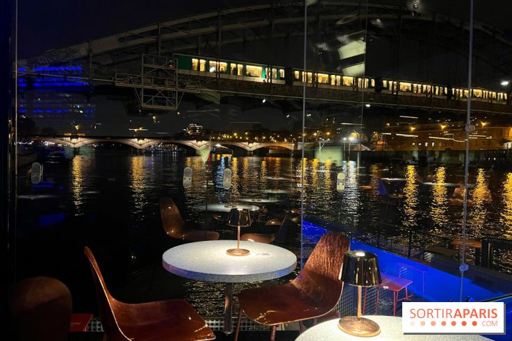 OFF Paris Seine - Bar de nuit