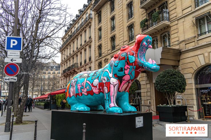 Exposition Julien et ses Juliogoths, avenue George V Paris