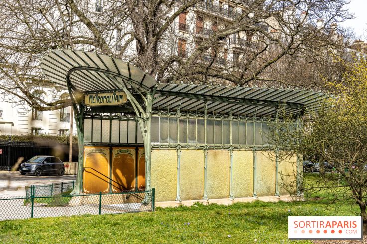 Le dernier édicule de type B d'Hector Guimard - Métro Porte Dauphine