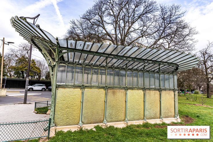  Le dernier édicule de type B d'Hector Guimard - Métro Porte Dauphine  -  A7C5198