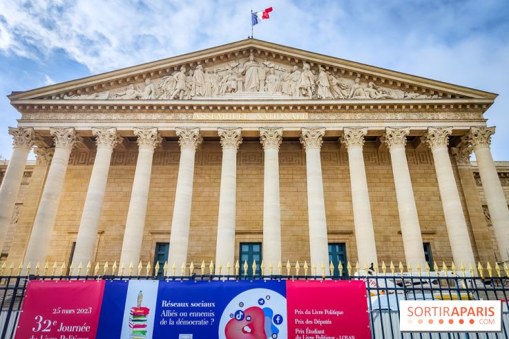 Exposition à l'Assemblée nationale : Alexandre Benjamin Navet décore la cour du Palais Bourbon