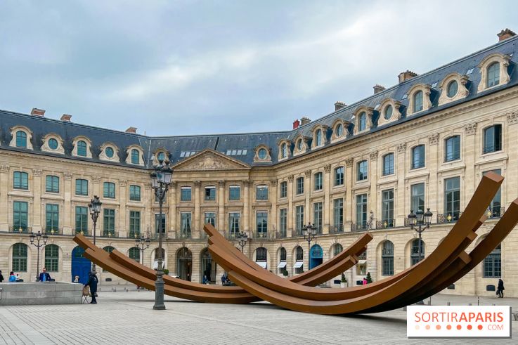 Les installations de Bernar Venet Place Vendôme