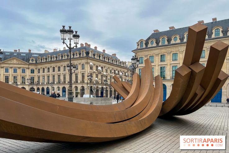 Les installations de Bernar Venet Place Vendôme