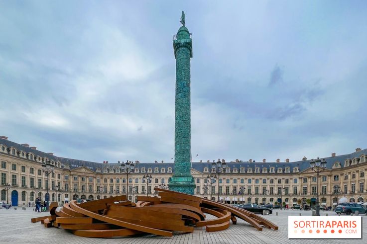 Les installations de Bernar Venet Place Vendôme