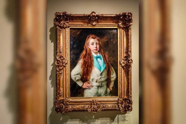 Des cheveux et des poils, l'exposition poilante du musée des Arts décoratifs - nos photos