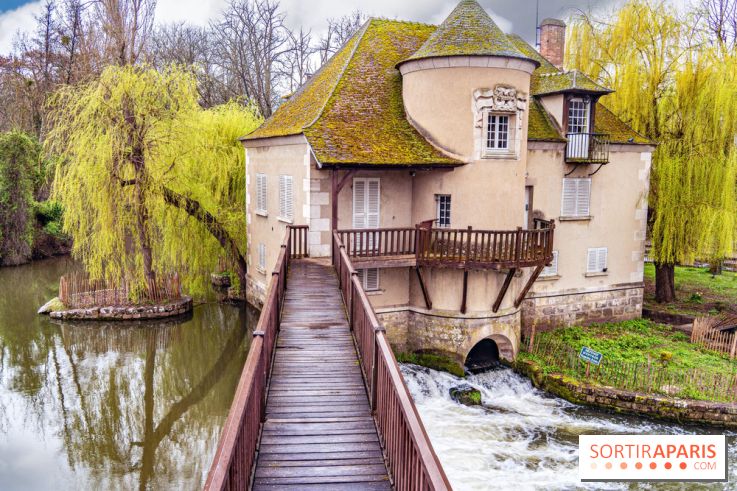 Moret-sur-Loing - citée médiévale - plus beaux détours de France - moulin