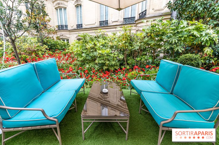 La terrasse cachée du Joy à l'Hôtel Fouquet's 2023 : le jardin de coquelicots -  A7C2745