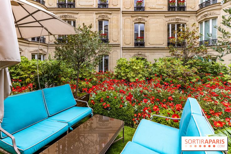 La terrasse cachée du Joy à l'Hôtel Fouquet's 2023 : le jardin de coquelicots -  A7C2739