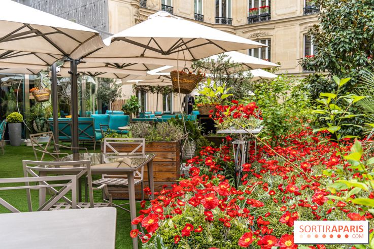 La terrasse cachée du Joy à l'Hôtel Fouquet's 2023 : le jardin de coquelicots -  A7C2735