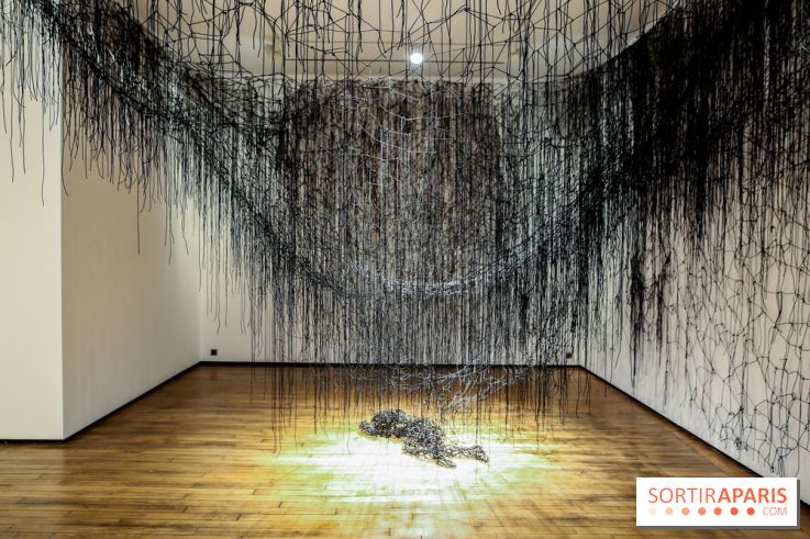 Expo Memory Under The Skin de Chiharu Shiota à Paris, nos photos