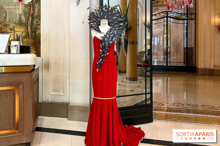 Exposition mode au Plaza Athénée pour la Fashion Week Haute Couture