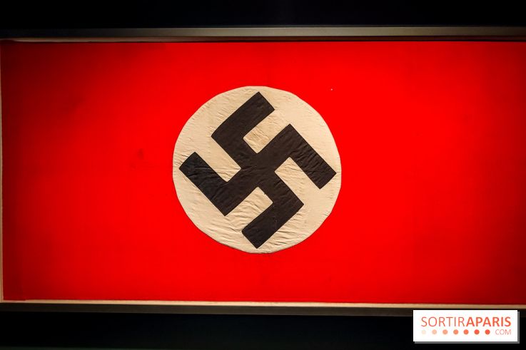 Musée de la Libération de Paris - collections permanentes - drapeau nazi