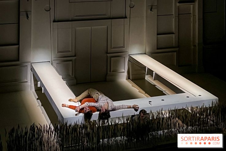 Entre Chiens et Louves, le nouveau spectacle du Bon Marché Rive Gauche et du Cirque Le Roux - image00062