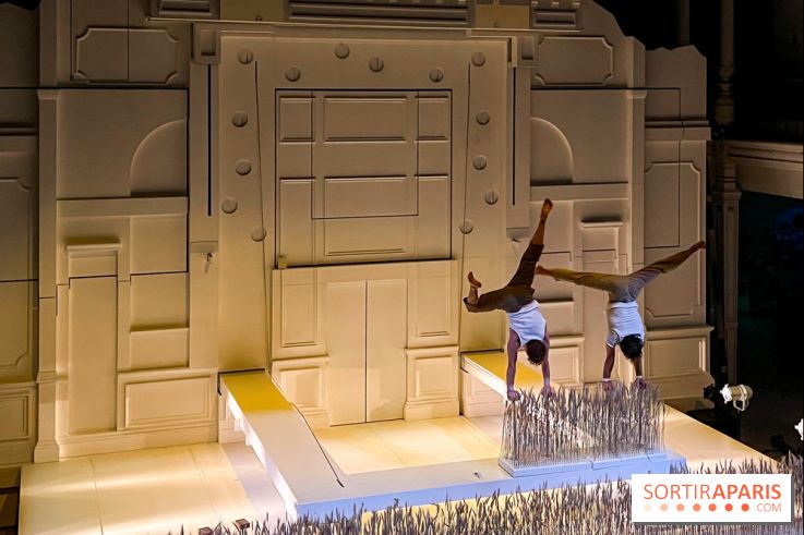 Entre Chiens et Louves, le nouveau spectacle du Bon Marché Rive Gauche et du Cirque Le Roux