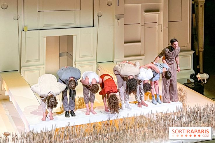 Entre Chiens et Louves, le nouveau spectacle du Bon Marché Rive Gauche et du Cirque Le Roux