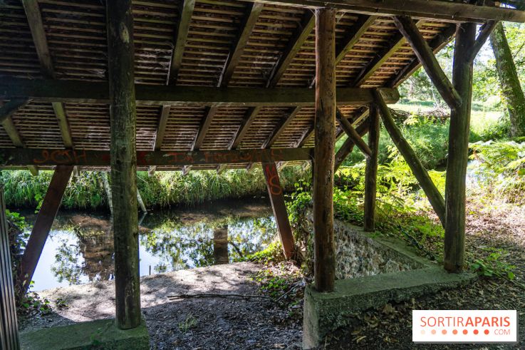 Folies lavoirs, les lavoirs des Yvelines et de la Vallée de Chevreuse accueillent l'art contemporain