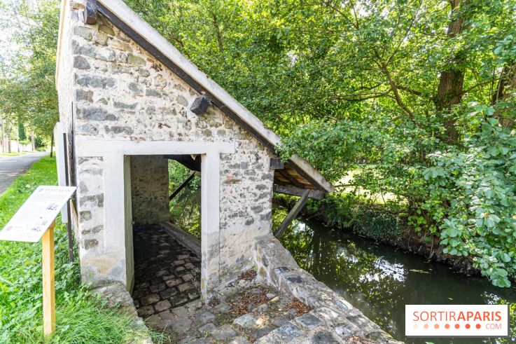 Folies lavoirs, les lavoirs des Yvelines et de la Vallée de Chevreuse accueillent l'art contemporain