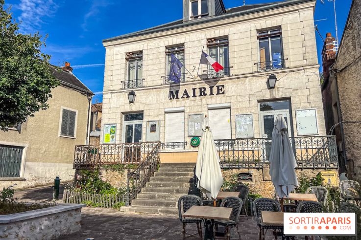 Village de Dampierre en Yvelines - mairie