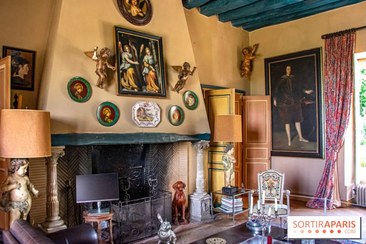 Domaine de Jean-Claude Brialy à Monthyon salon