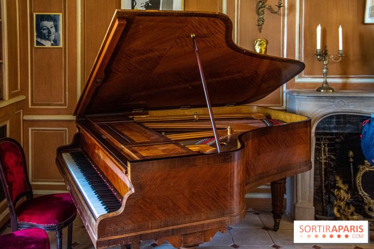 Domaine de Jean-Claude Brialy à Monthyon salon barbara