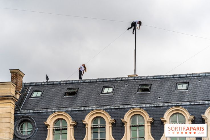 Horizon, le spectacle dans la cours du Palais Royal