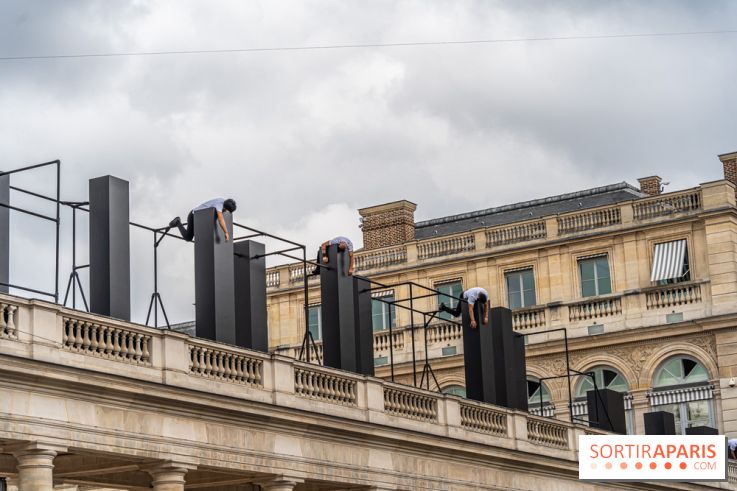 Horizon, le spectacle dans la cours du Palais Royal