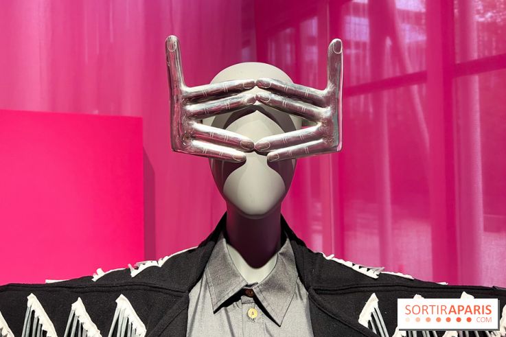 Carla Fernández. L'avenir fait main : l'exposition mode & textile gratuite à la Galerie du 19M (Chanel) - image00037