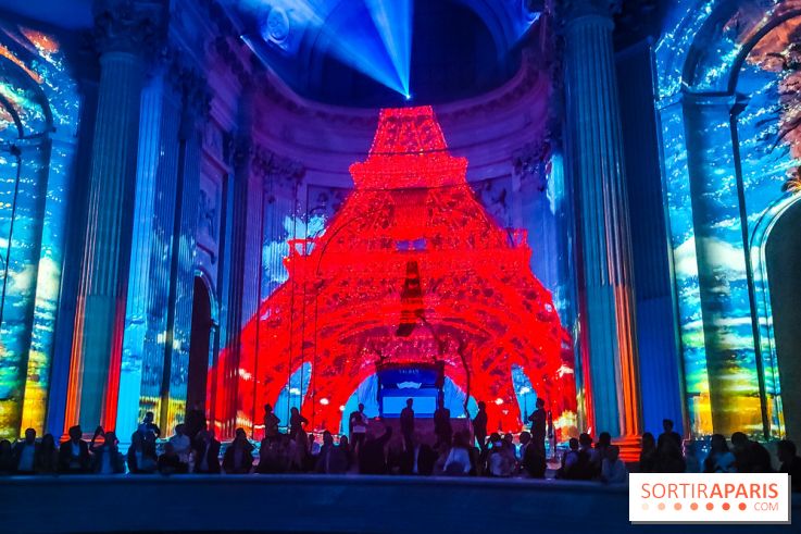 Aura, un spectacle son et lumières qui illumine le Dôme des Invalides - photos et vidéo