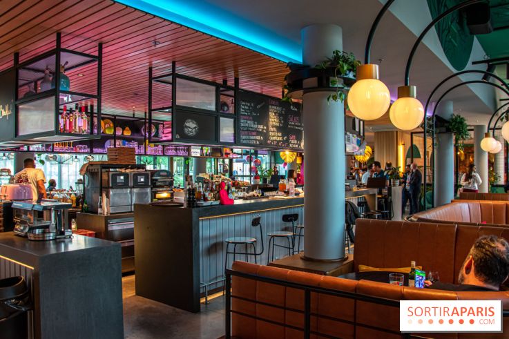 Moxy Paris Val d'Europe bar