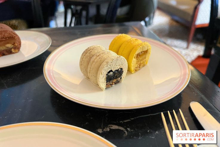 Ladurée - Bûches de Noël 2023 macarons