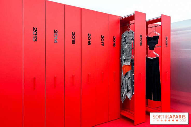 Le pop-up store évènement de H&M Studio dans une galerie d'art - Paris Fashion Week