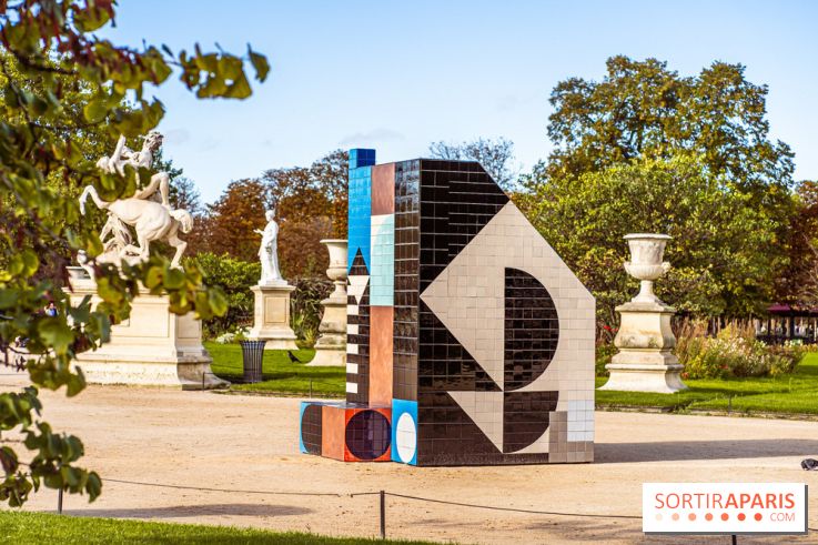 Paris+ par Art Basel 2023 aux Tuileries -  But round my chair the children run